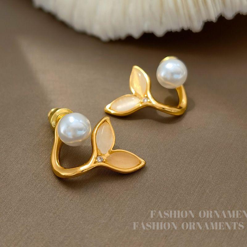 Welfare Fancy Accessible Luxury Spring/Summer New Arrival Earrings Necklace Fashion Elegant Vintage Earrings Trendy Niche Accessories