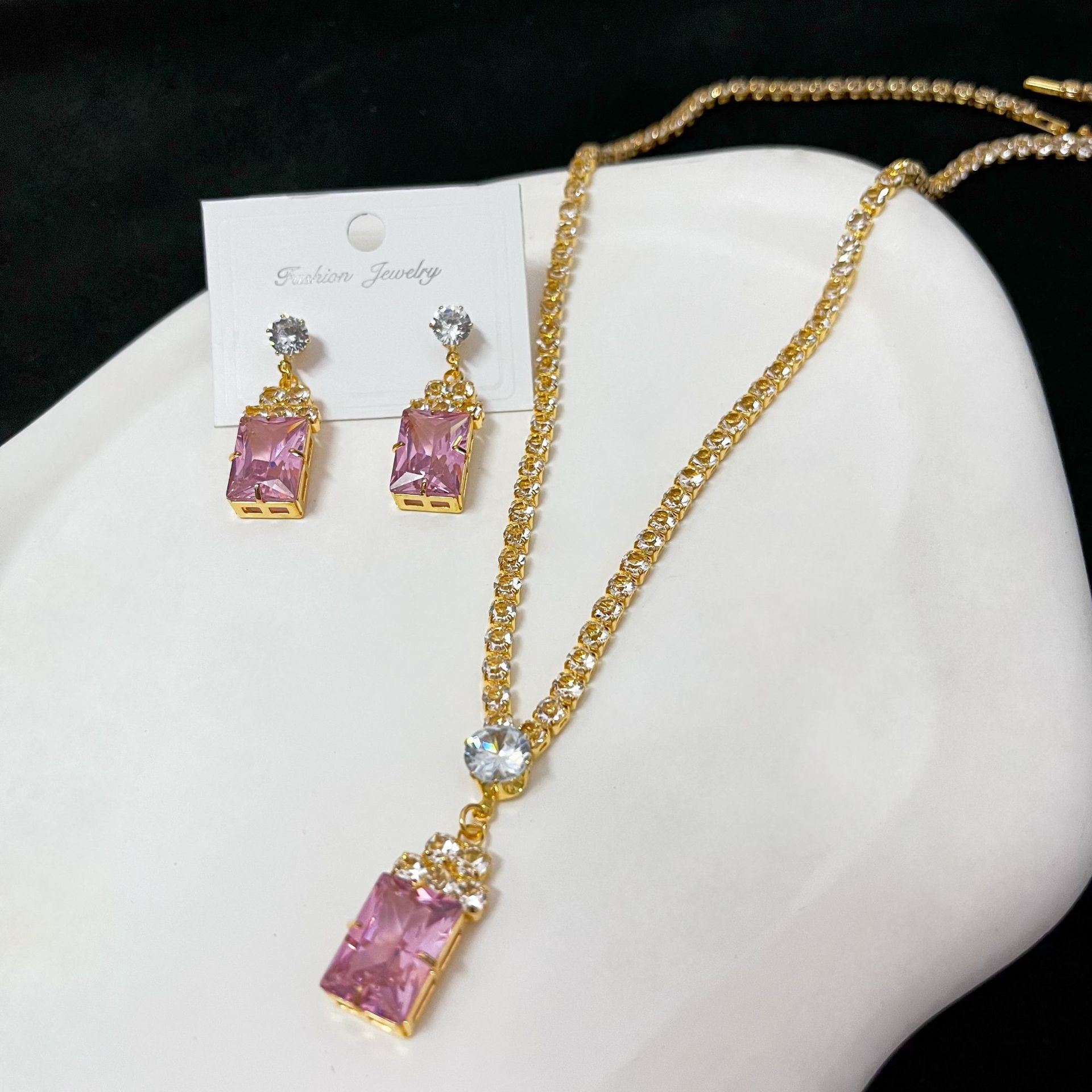 Темперамент Легкая Роскошь Полный Циркония Изысканные Элементы Ветер Медь Микро-Инкрустация Серьги Колье Набор Комбинация