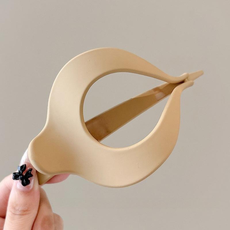 Fashion Plastic Duckbill Clip Hair Clip for Women Simple Solid Color Geometric Oval Hollow Temperament Hairpin Hair Accessories