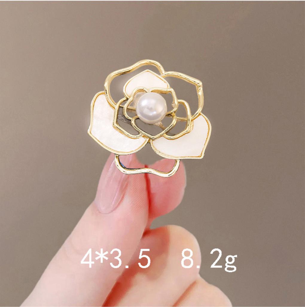 Modische Perlen-Schmetterling Strass Broschen für Damen Elegante Metall Befestigungs Kleider Pins Täglicher High-End Schmuck