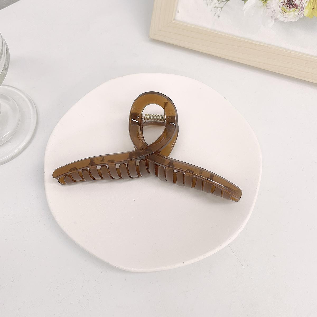 

Модные акриловые желейные простые большие заколки для волос для женщин, дамские заколки для волос, аксессуары для волос, крабовые зажимы для ванны, головные уборы 13cm коричневый