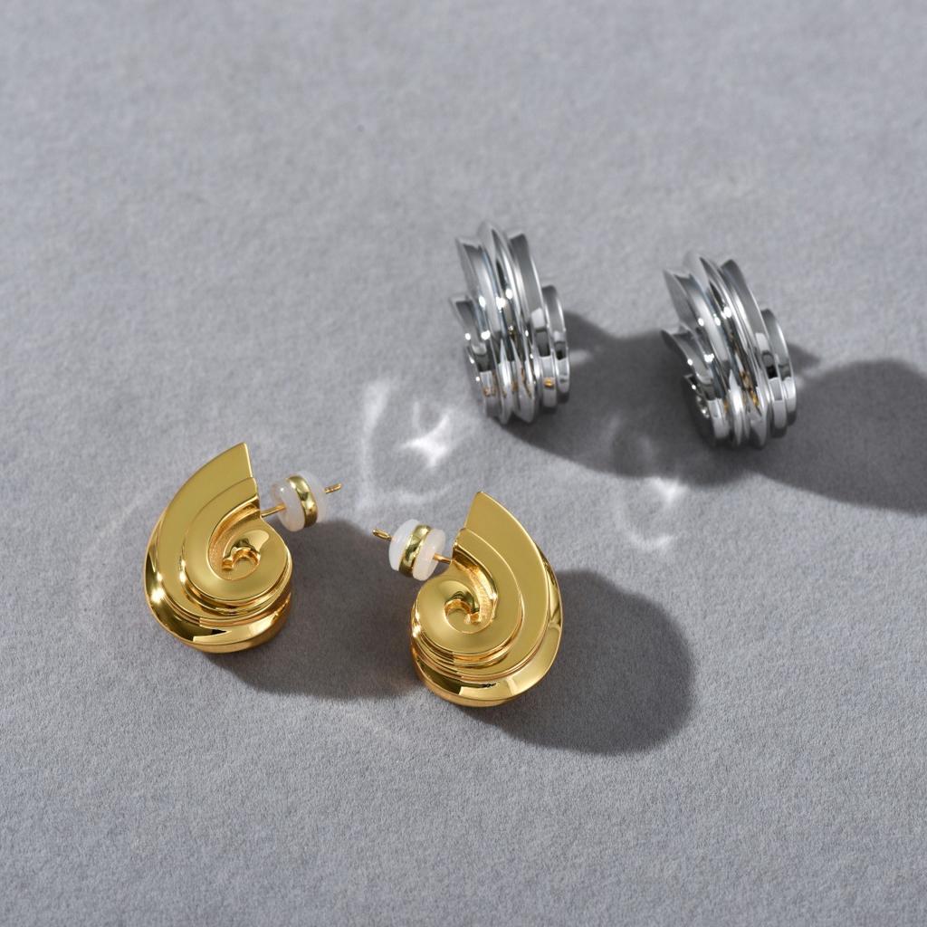 Spiral Conch Premium Metal Wind S925 Silver Needle Earrings Personality Simple Temperament Design Earrings
