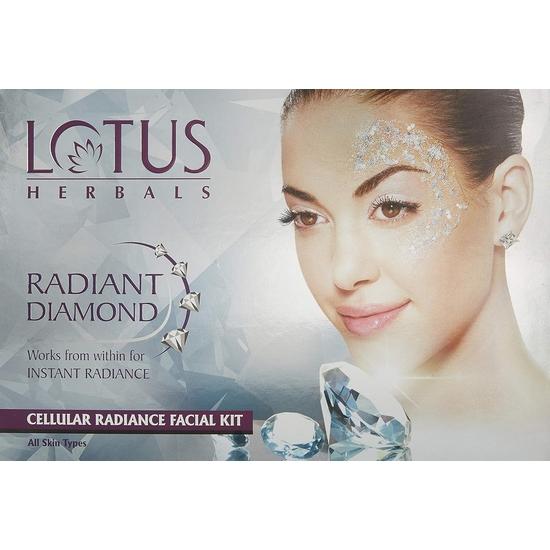 Lotus Herbals Radiant Diamond Cellular Radiance 4 In 1 Facial Kit | With Diamon Dust & Cinnamon | For All Skin Types | 4x37g