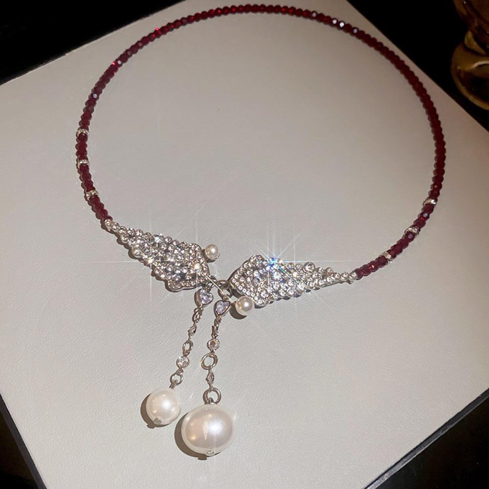 Irregular Cross Pearl Collar Versatile High Sense Fashion Clavicle Chain French Vintage Light Luxury Necklace Women