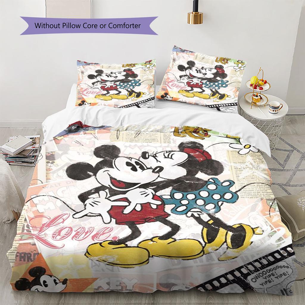 Retro-style collage Mickey Minnie print bedding set – the perfect choice for decorating a child's bedroom. Warm and comfortable