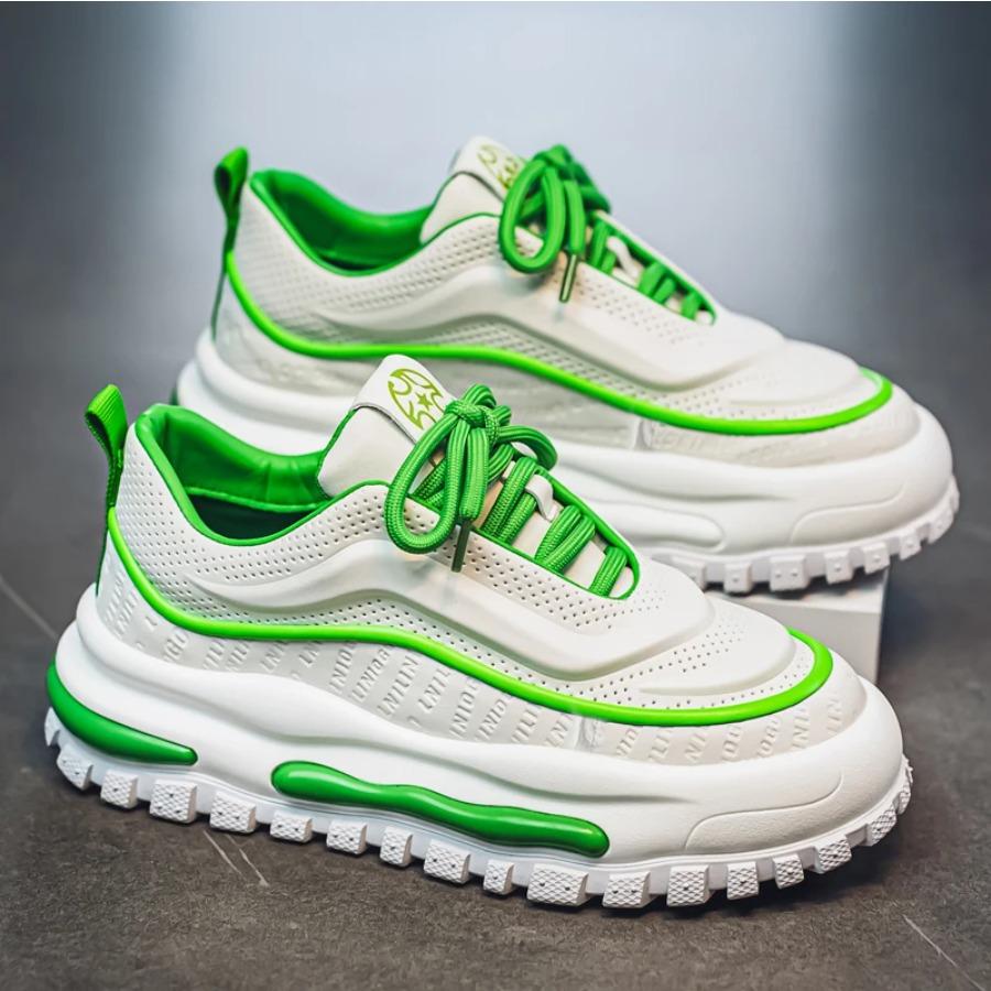 2025 Sklisikre herre fritidssportssko i stor størrelse øker tykksålede vulkaniserte sko vår og høst ny stil sko menn