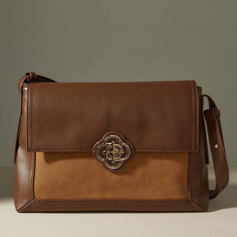 

Envelope bag Shoulder bag Women s clutch bag Large capacity women s bag Crossbody small bag Luggage bag Premium retro bag темно-коричневого