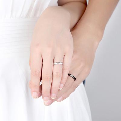 1Pair  Simple Geometric Couple Ring Rhombus Ring Couple Engagement Jewelry