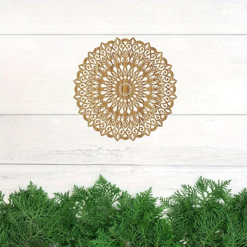 Metall-Wanddekoration in Goldton