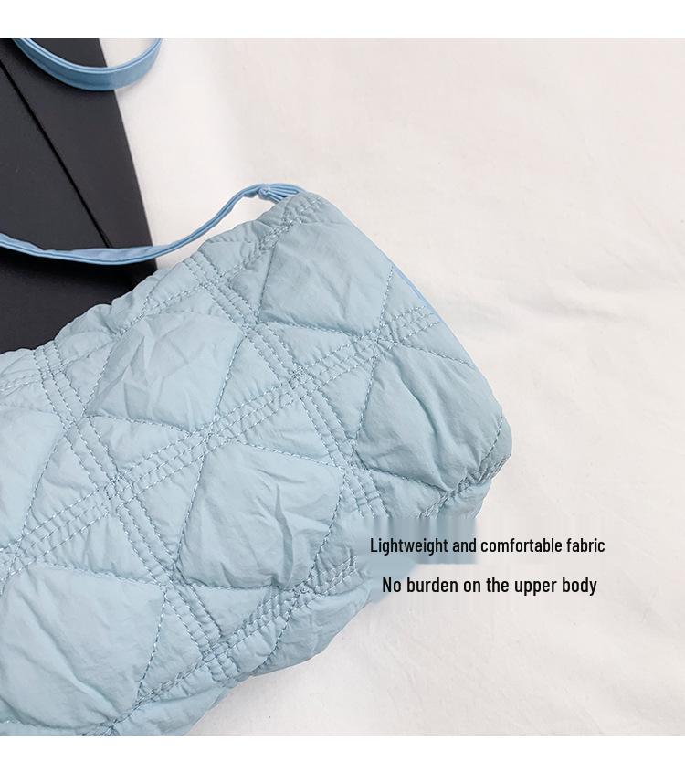 Korean Style Cloud Bubble Crossbody Bag: Niche Pleated Commute Shoulder Bag for Women