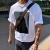 Camiseta Masculina Branca com Estampa Abstrata de Silhueta, Gola Redonda, Tamanho Grande