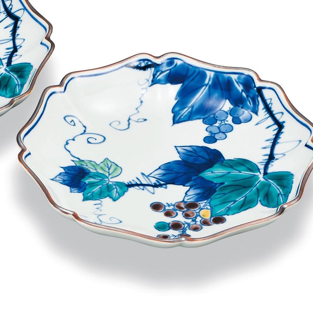 Kutani Ware Iwataya Pair of No. 6 Plates with Blue and White Grapes AP7-0230