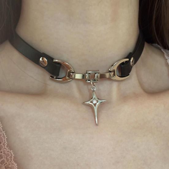 Choker Punk Étoilé Style Sombre Collier Ras-du-cou en Fausse Cuir Noir pour Amateurs Gothiques Femmes Festivals de Musique Fêtes Thématiques