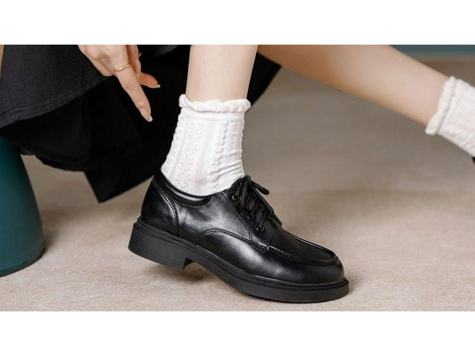 Women's Genuine Leather Fleece-Lined Loafers - Thick Sole, Slip-On, Lace-Up, British Style for Autumn and Winter