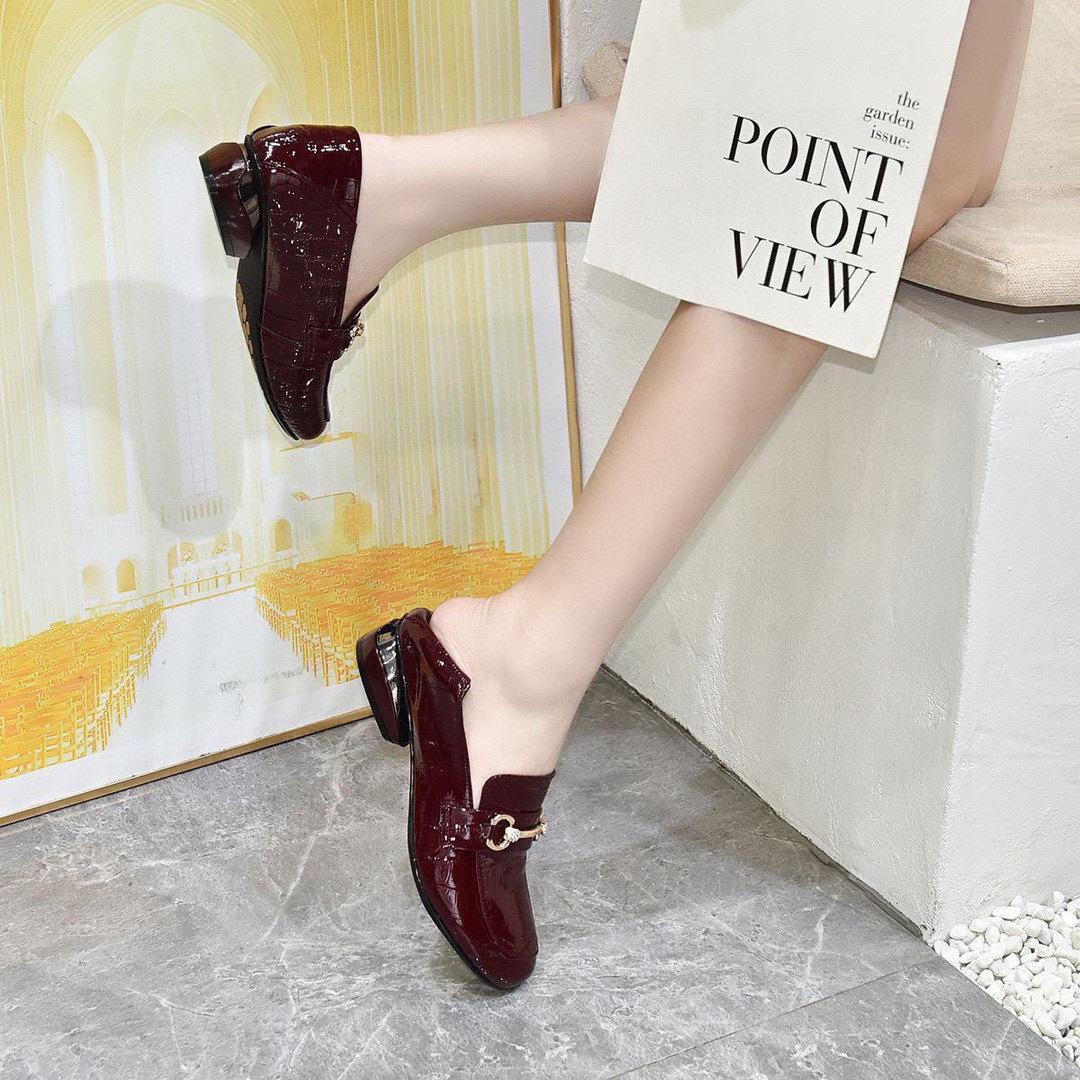 

Женские одинарные туфли весна новые круглый носок плоская подошва мелкий вырез низкие туфли коровья лаковая кожа стразы женские 40 бордовый