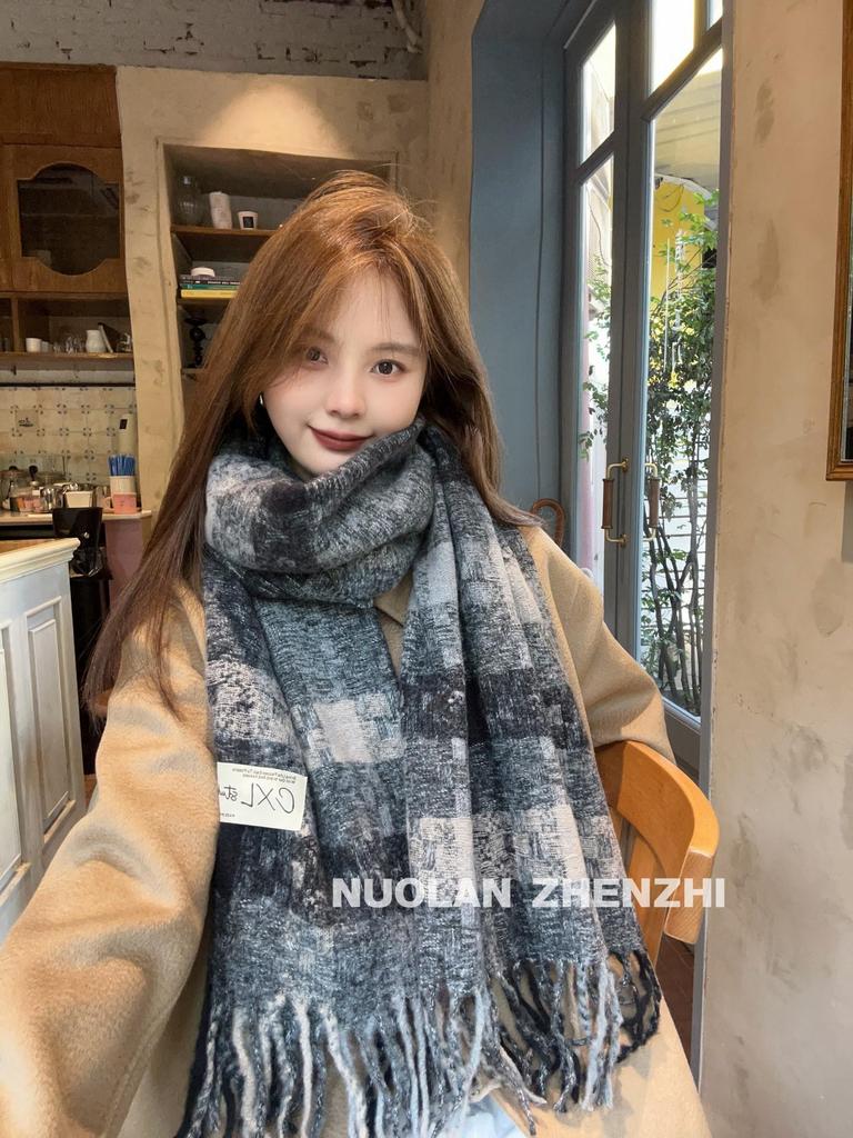 Plaid Korean-Style Women's Winter Scarf - Warm Imitation Cashmere Snood