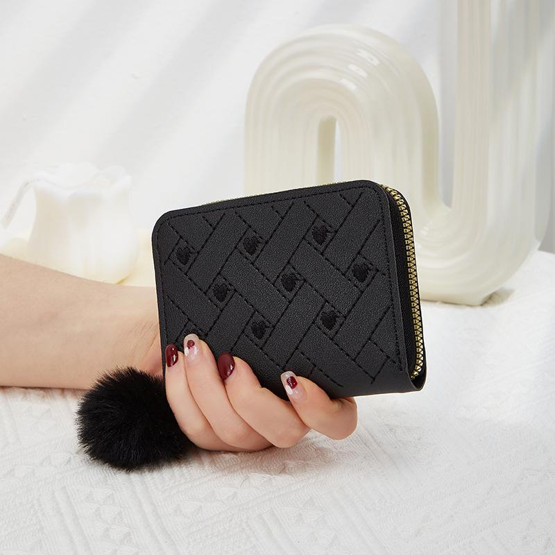 New single zipper multi-functional short women's change bag fashionable and simple hairball decorative wallet