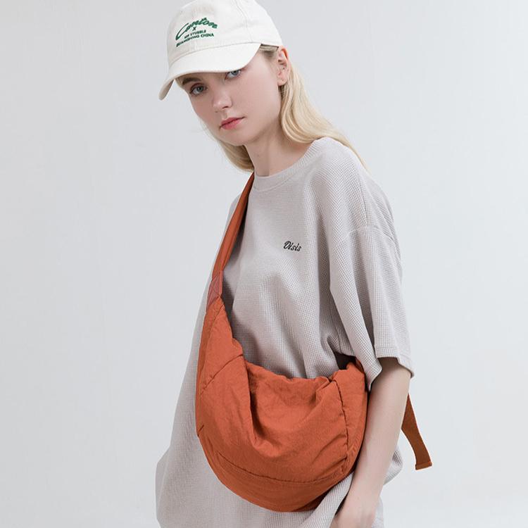 Große Kapazität Nylon Stoff Knödel Tasche Damen Tasche 2025 Neue Trend Ins Student Klasse Tasche Casual Schulter Umhängetasche