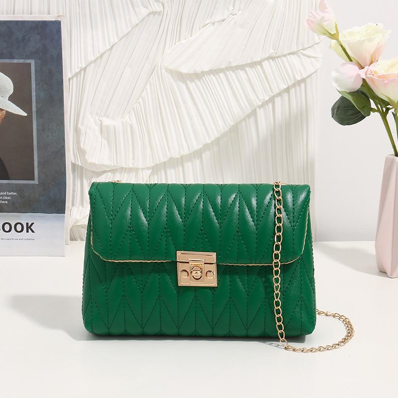 Fashion small bag New embroidery chain women's bag Small square bag One shoulder messenger bag Lock mobile phone bag