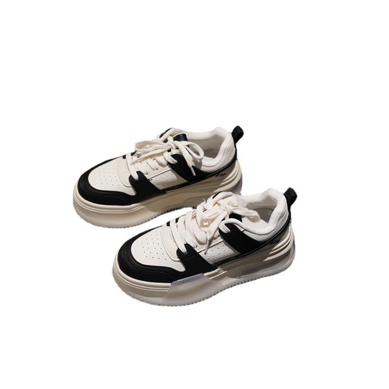 Dámské Jarní Nový Styl Kožené Tenisky s Silnou Podrážkou Trendy Evropské Ležérní Sportovní Univerzální Bílé Boty