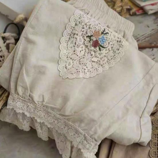 Women Pants Elastic Waist Pocket Lace Patchwork Flower Embroidery Daily Wear Solid Color Plus Size Mid-calf Length Ninth Pants Female Clothes