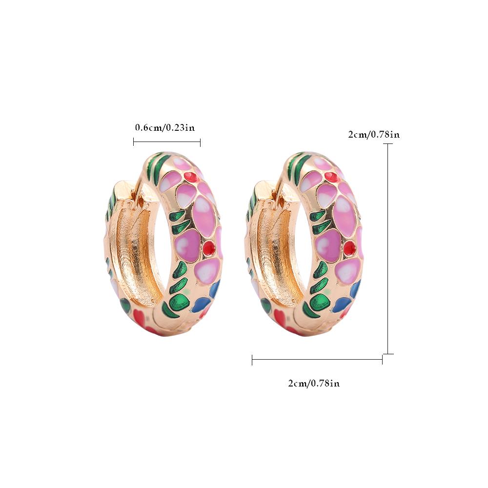 Vintage Emaille Blumen Süße Huggies Creolen für Damen Klassisch Bunt Gravierter Runder Kreis Ohrstecker Retro Brincos