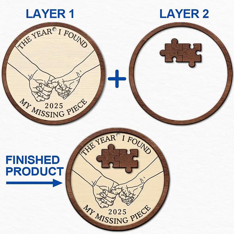 Wander Prints Personalisierter zweilagiger Holzanhänger 'Das Jahr, in dem ich mein fehlendes Puzzleteil fand', Valentinstag Weihnachtsanhänger