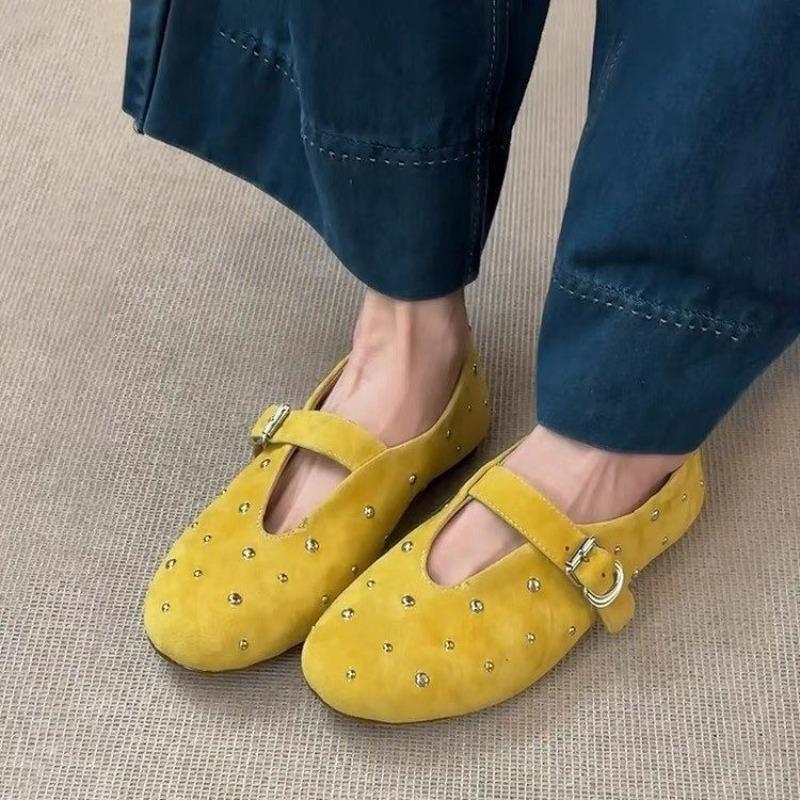 Fashion Women's Flat Shoes Spring Suede Round Head Shallow Mouth Rivet Metal Buckle Soft Sole Non-slip Wear-resistant Single Shoes