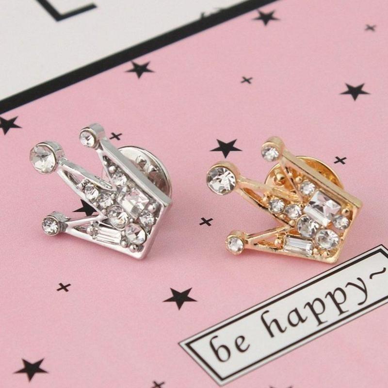 Korean Version Diamond Studded Crown Brooch Vintage Hollowed Out Rhinestone Crown Collar Pin Suit Shirt Brooch Jewelry Accessory