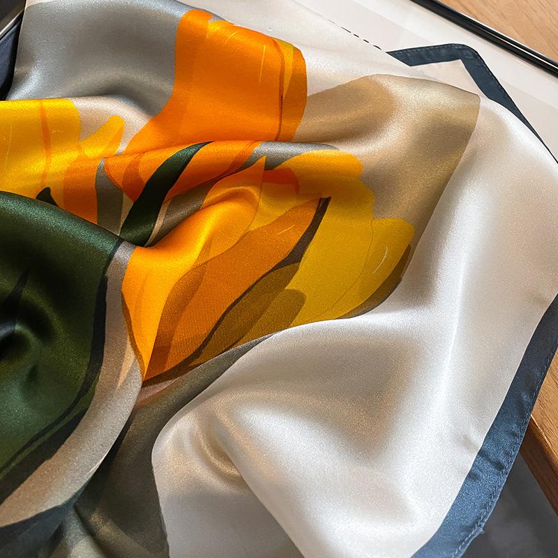 Luxury Brand 2024 New Scarf 100% Silk Bandana Women Square Scarves Mulberry Spring High Quality Headband Hijab Shawls Foulard