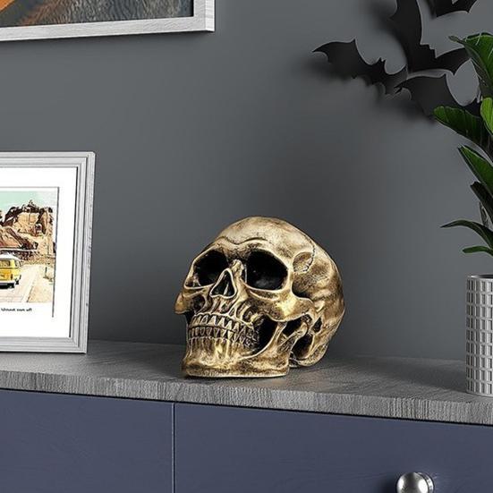 Skull Ornament Realistic Details Resin Crafted Desktop Skull Statue Halloween Office Home Desk Accessory
