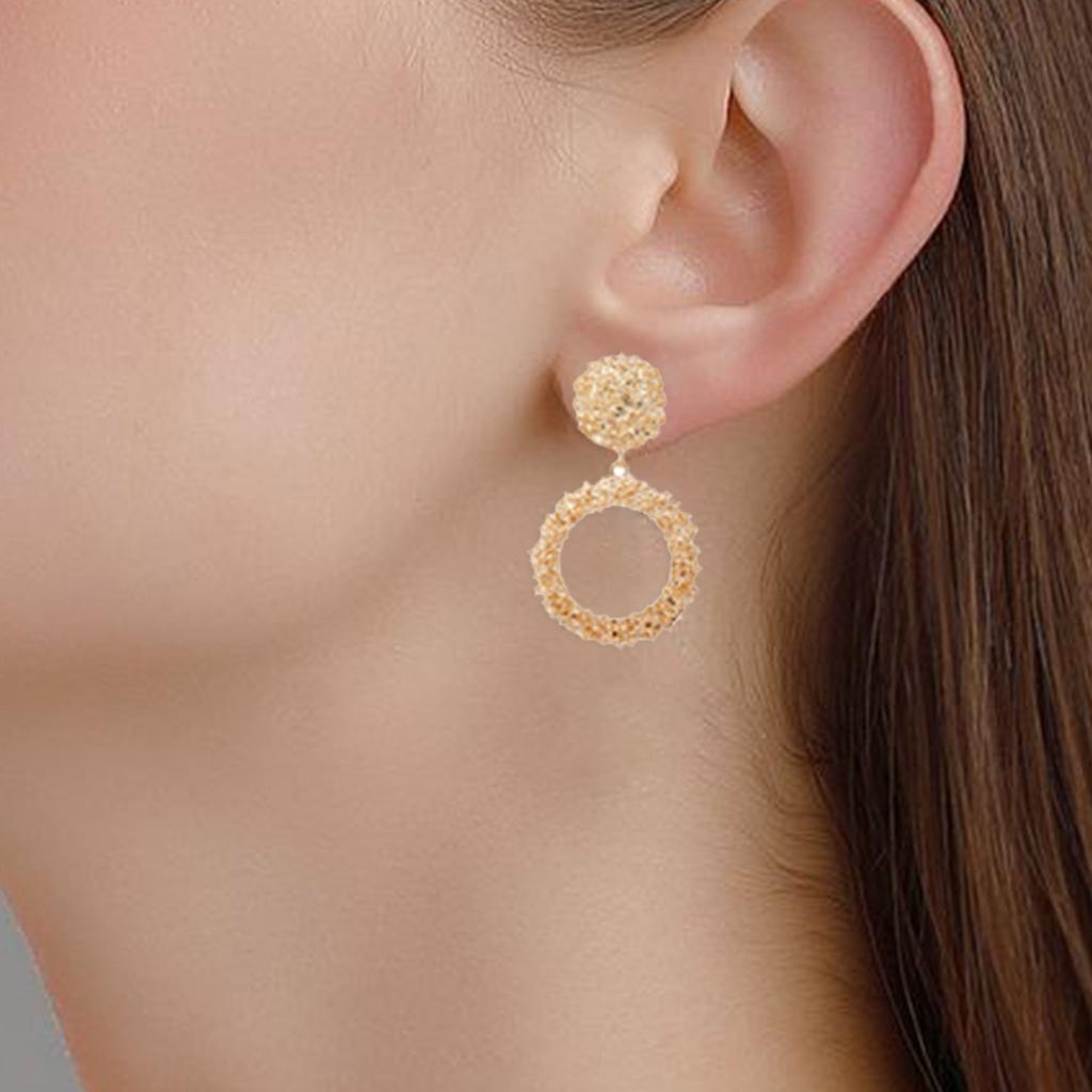 Stylish Golden Necklace Set Inspired by Long Neck Tribe Trend Setting Ethnic Choker and Ear Pendant Set for Fashionistas
