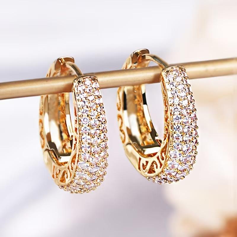 Серьги-кольца Huitan Hollow Gold Color для женщин, украшенные ослепительными камнями CZ, роскошные модные женские круглые серьги, эффектные ювелирные изделия