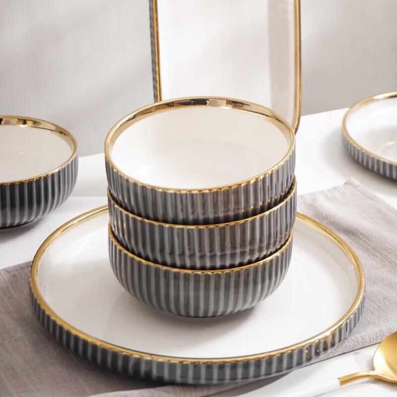 Baichengdao Europäisches Light Luxury 8-Personen Keramik-Geschirrset