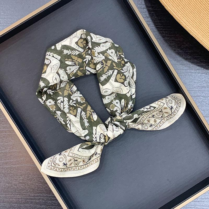 30% Silk 70% cotton Scarf Bandana Women Square Scarves Wrap Kerchief Fashion dot Headband Leopard Hijab Shawls Bandana Foulard