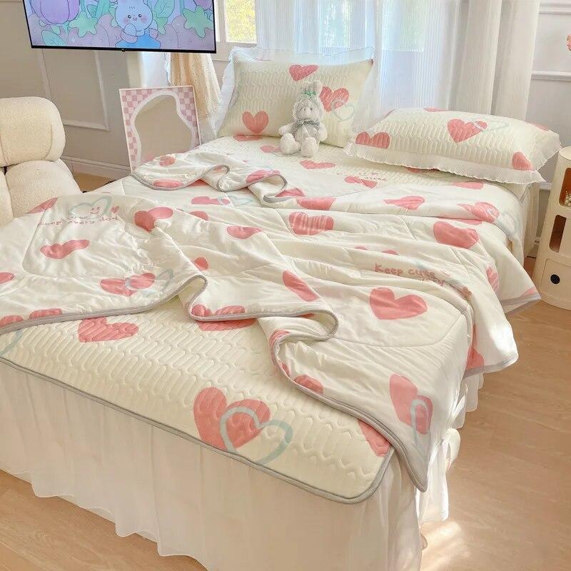 Letnia Cienka Kołdra Chłodna Pościel z Falbaną i Poszewką na Poduszkę Zestaw Pościeli Rozmiar Queen Kołdra Ochraniacze na Materac Pokrowce Narzuta