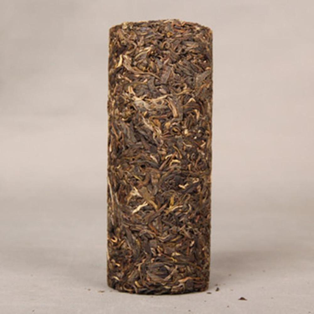 Yunnan Starý Pu Erh Čaj Dračí Sloup v Bambusové Trubici 500g