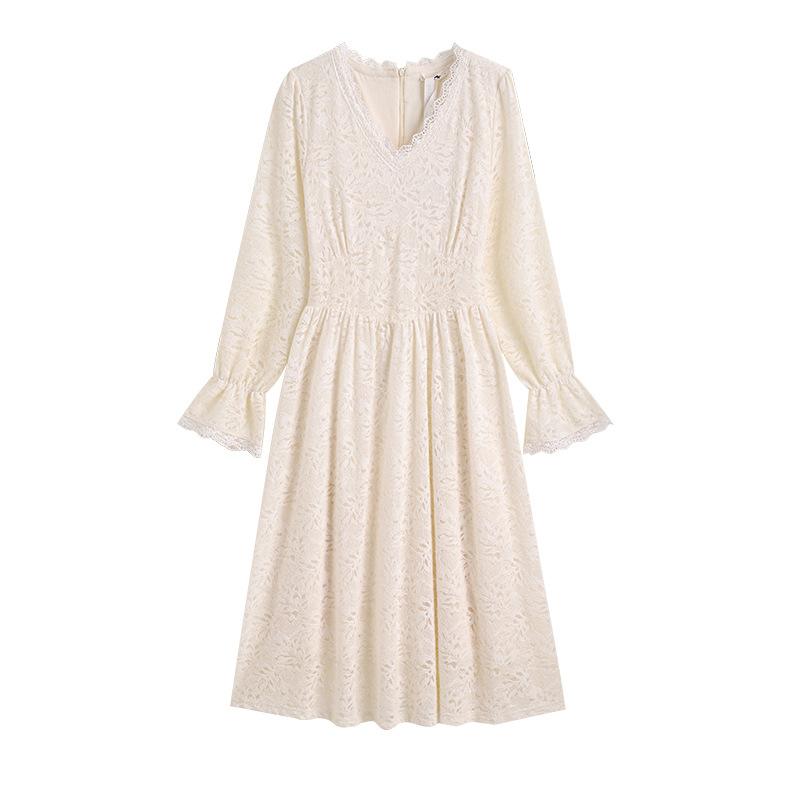 Big Size Women's Fall and Winter Padded and Thick Lace Dress - Stunning Inner-layer Long Dress