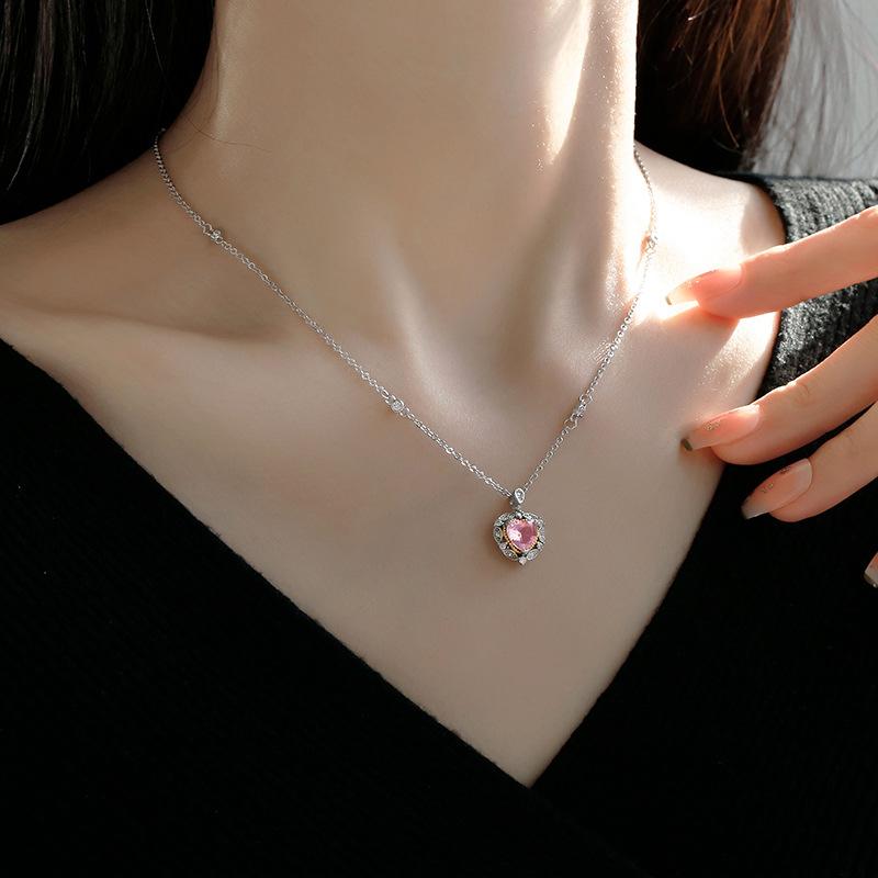 

ANENJERY Ожерелье с подвеской в виде розового сердца из циркона для женщин, цепочка на ключицу, простые новые трендовые подарки, ювелирные изделия, ежедневная оптовая продажа розовый