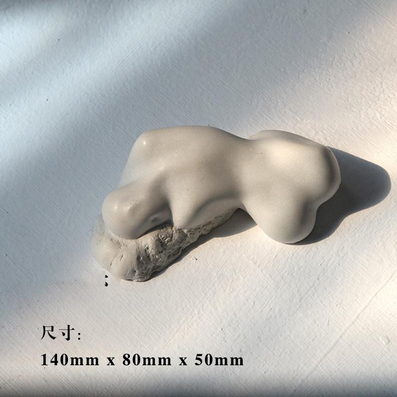 

Creative Figures Artistic Sculptures Abstract Artistic Ornaments Hotel and Lodging Decorations Modern Aesthetic Decorations