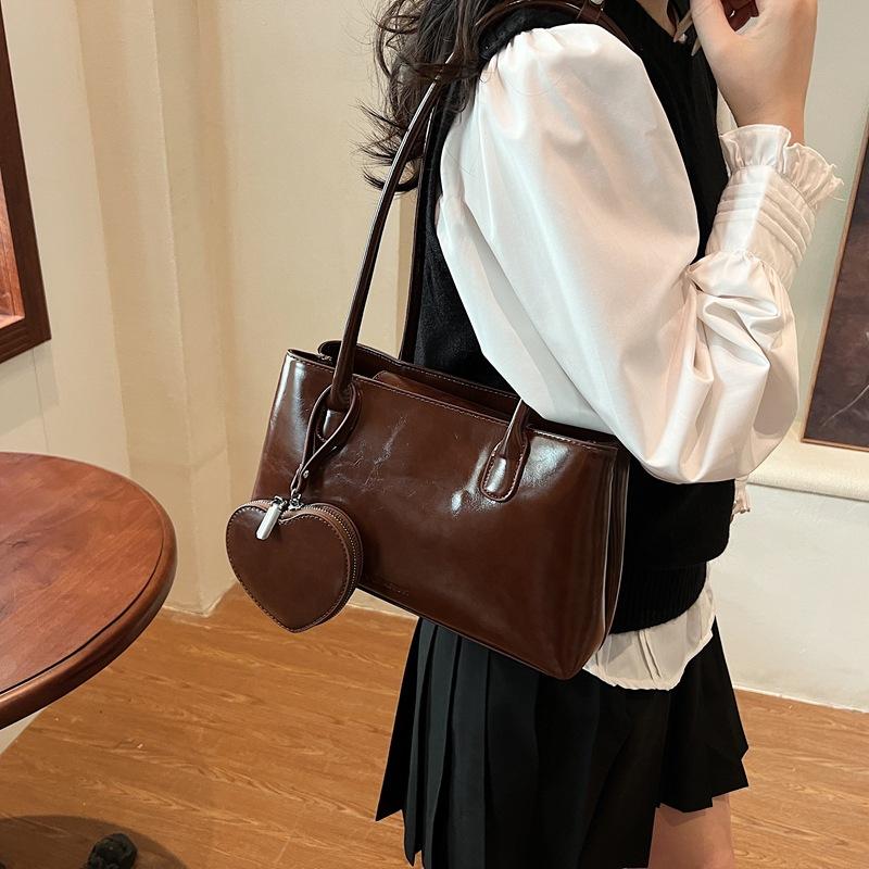 

Винтажная портативная сумка Boston, женская сумка через плечо большой емкости, сумка премиум-класса для поездок на работу и подмышки темно-коричневого