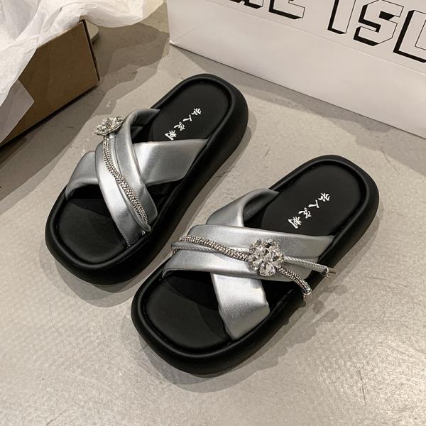 

Модные тапочки Повседневная женская обувь на платформе Шлепанцы Pantofle Роскошные Мягкие 2025 Летняя Мода Домашние тапочки Платформа Летн 35