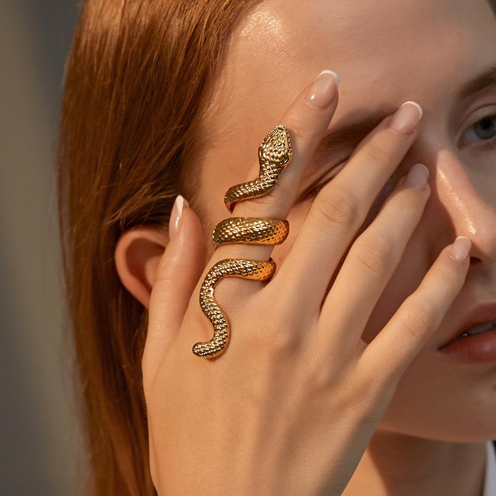 Men's Jewelry Long Snake Pattern Ring Punk Style Metal Animal Retro Exaggerated Snake Shape