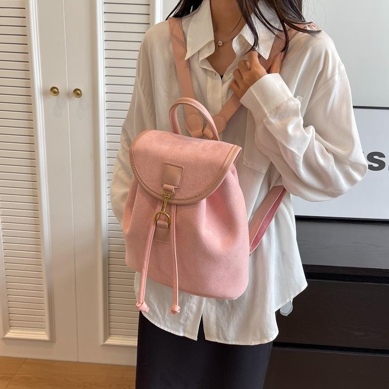 Retro Style Fashion Casual Portable Small Backpack Women Commute Out Storage Women's Bag 2025 New Women's Backpack