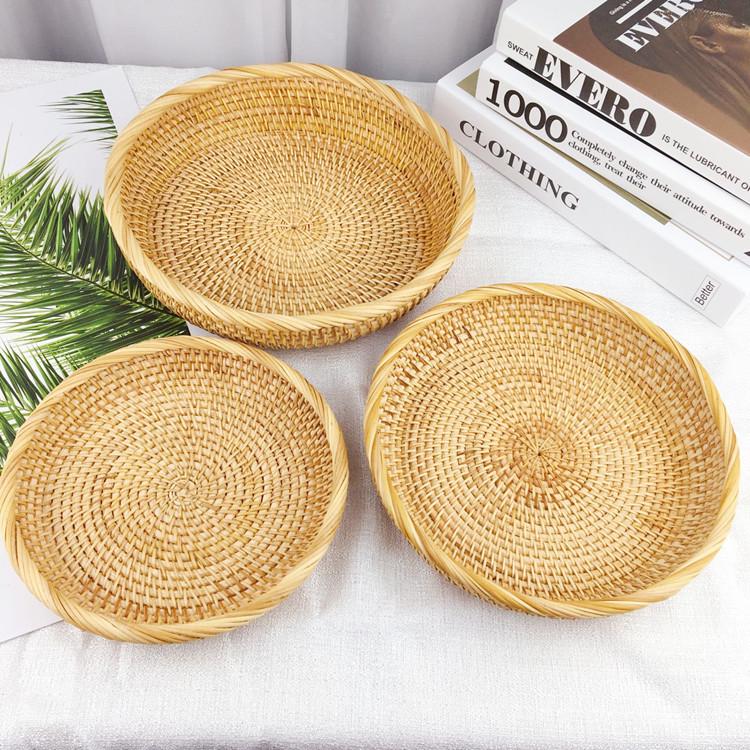 Vietnamese Woven Rattan Storage Basket: Fruit, Snacks, Sundries & Candy Organizer for Living Room or Coffee Table - Japanese Style