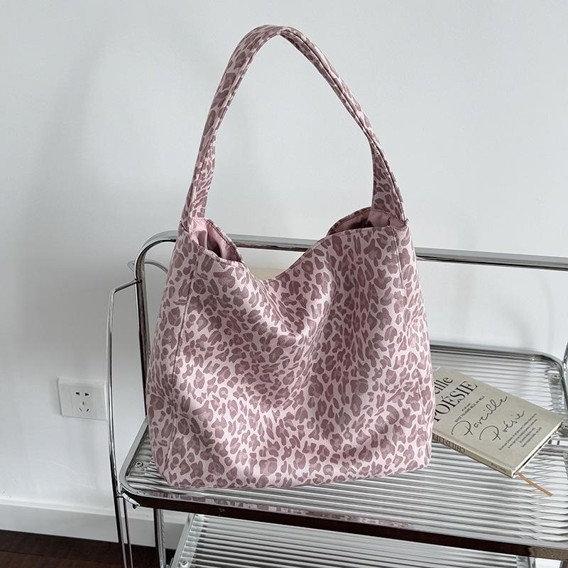 2026 Spring And Summer New Niche Design Shoulder Bag, Woolen Fabric Tote Bag, Trendy Persality, Simple Women S Bag розовый
