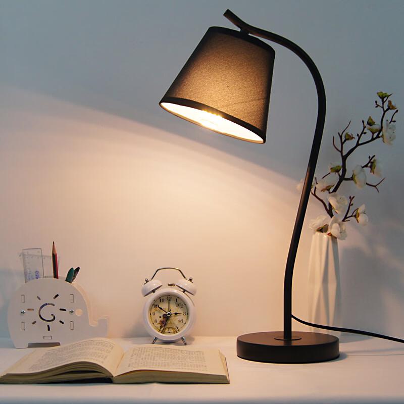 Nordic Fabric Desk Lamp with Remote Dimming