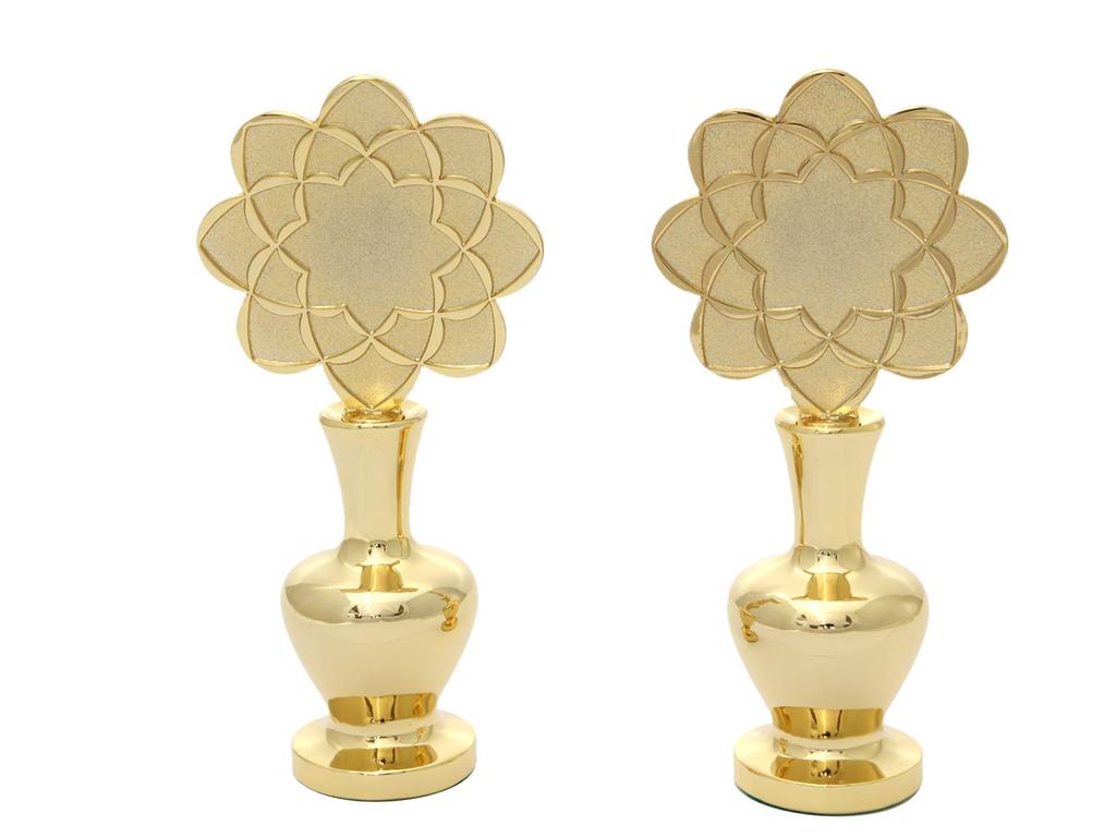 Soka Gakkai Eight-Leaf Tokuri Sake Bottles (Set of 2), Size 2.5, Made In Japan, Brass, Buddhist Altar Accessories, Gakkai Mark, Medium