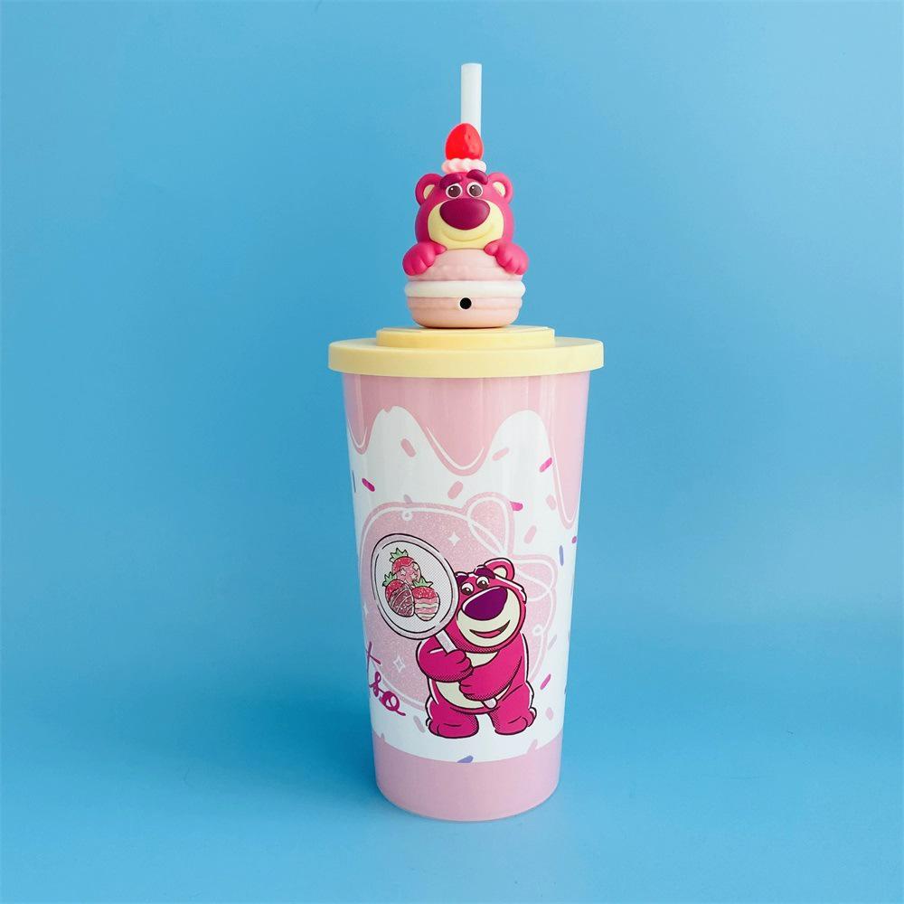 

Strawberry Bear Fun Cheese Roll Seesaw Figure Cup, 625ml Plastic Straw Cup 625ml