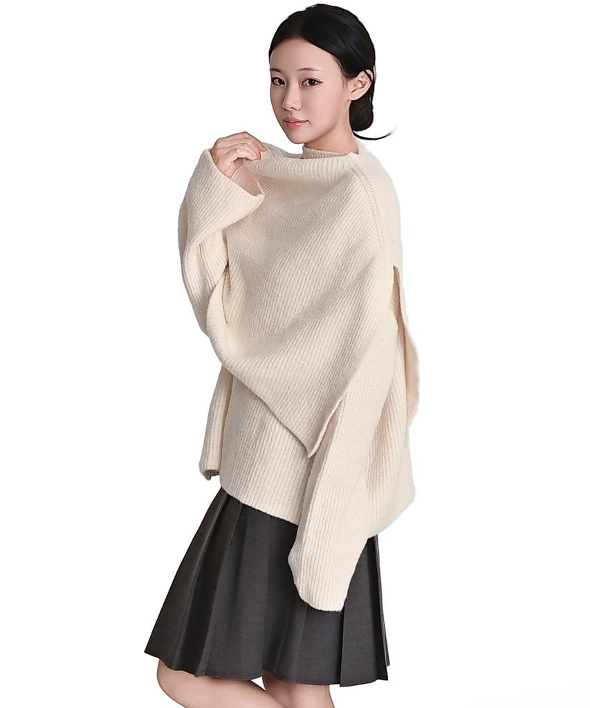Keulleiseu Seri Loose Fit Cape Layered T-Shirt 2-Piece Set_Ivory
